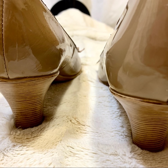 Sofft Nude High Heel Shoes - Picture 3 of 5